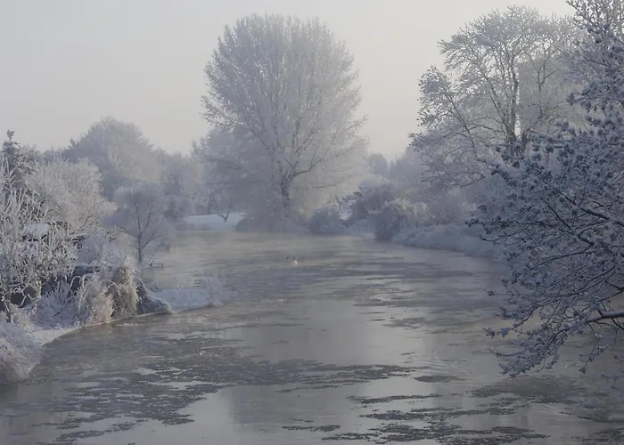 Einladende Im Malerischen Apartament